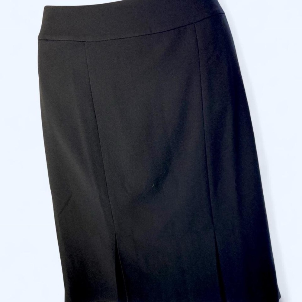 Black midi skirt with slit 8 NWT Black label